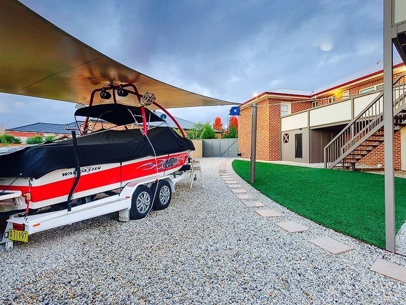 4 Myall Place, Thurgoona NSW 2640