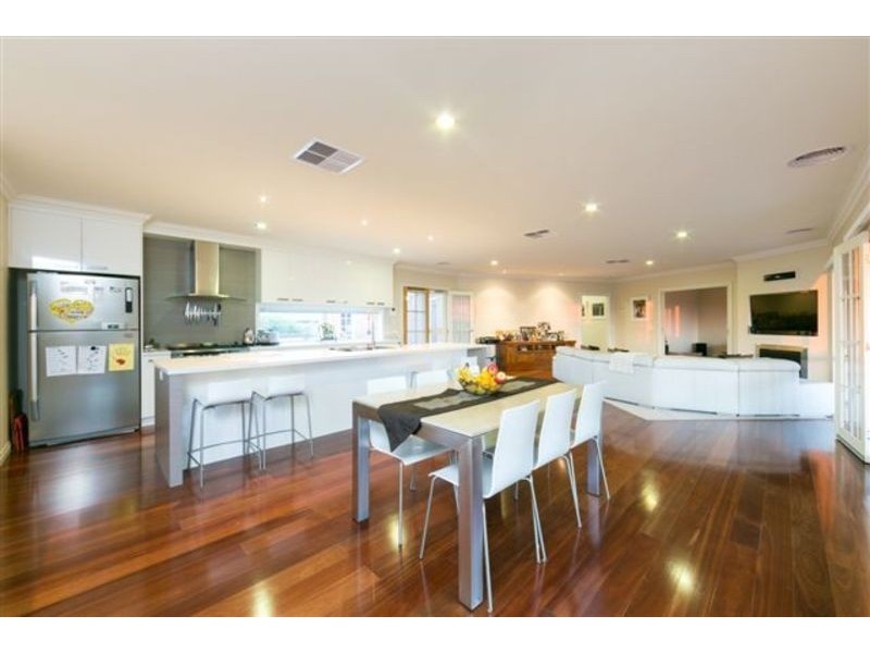 4 Myall Place, Thurgoona NSW 2640