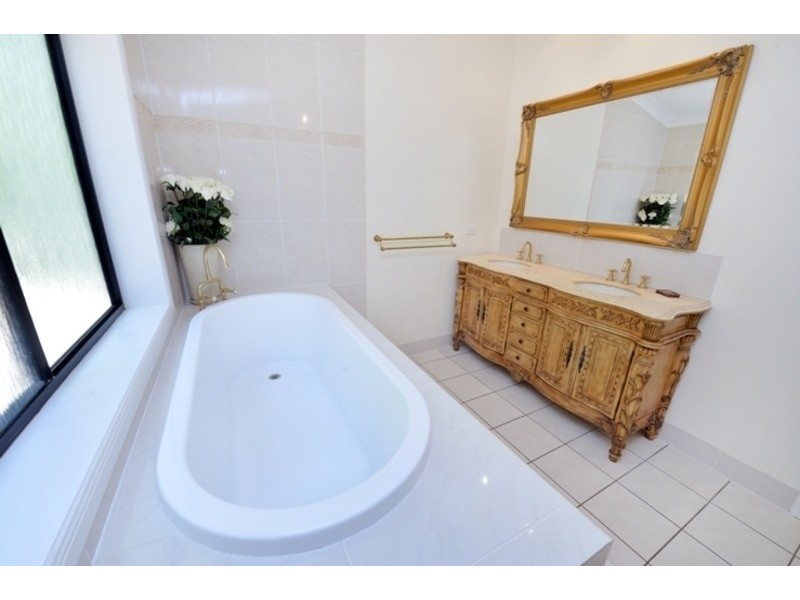 75 Pikes Crossing Road, Benaraby QLD 4680