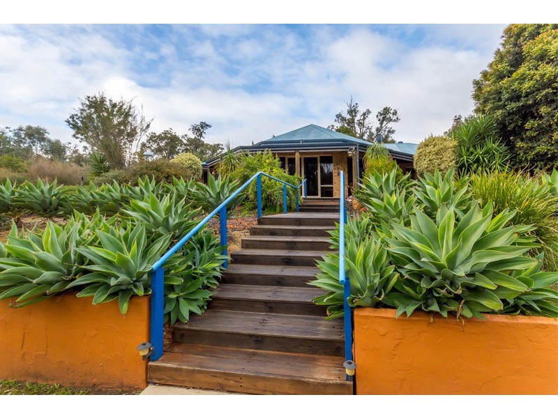 49 Chestnut Road, Jarrahdale WA 6124