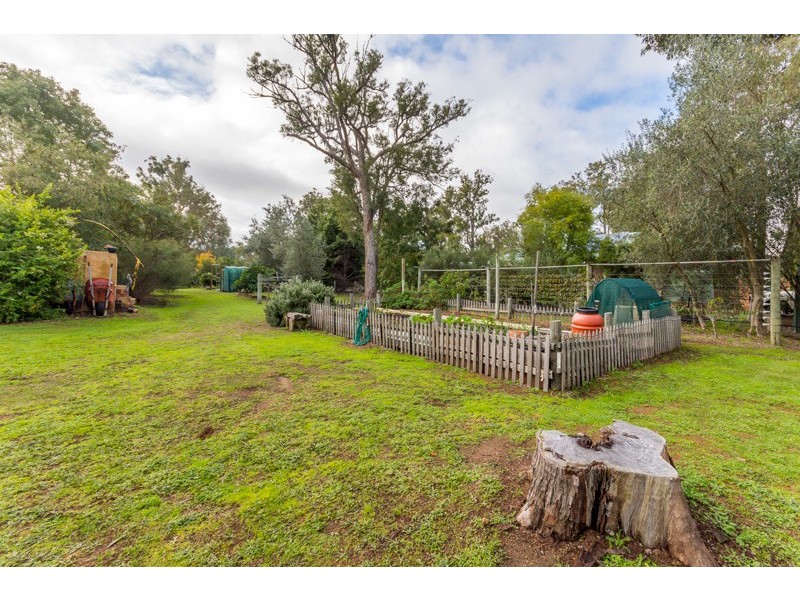 49 Chestnut Road, Jarrahdale WA 6124