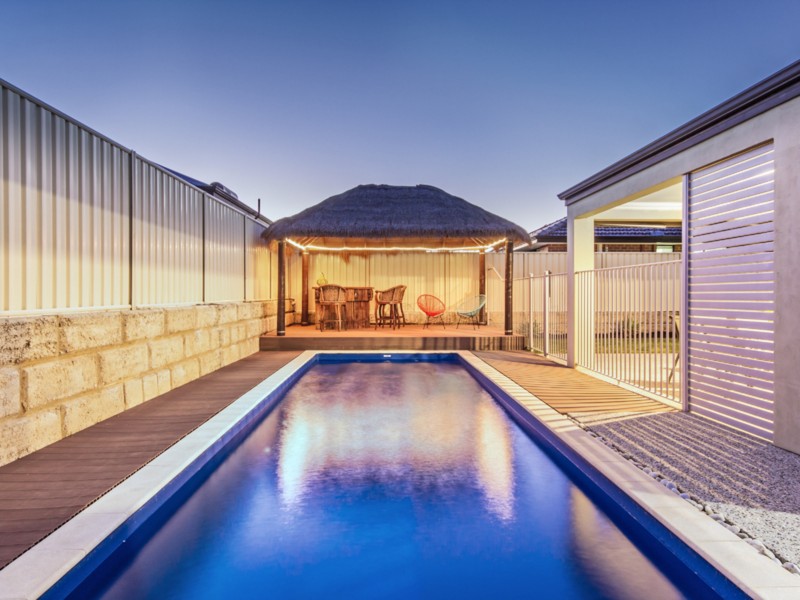 12 Burnsville Dve, Secret Harbour WA 6173