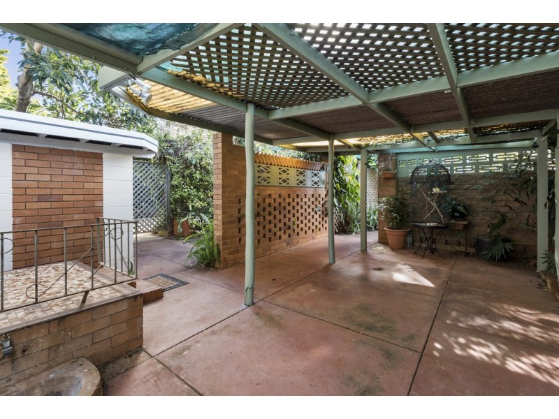 23 Anzac Ave, Newtown QLD 4350