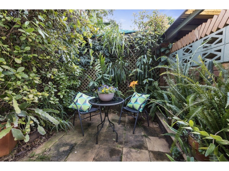 23 Anzac Ave, Newtown QLD 4350