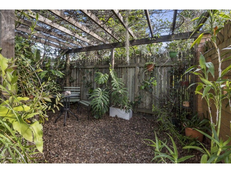 23 Anzac Ave, Newtown QLD 4350