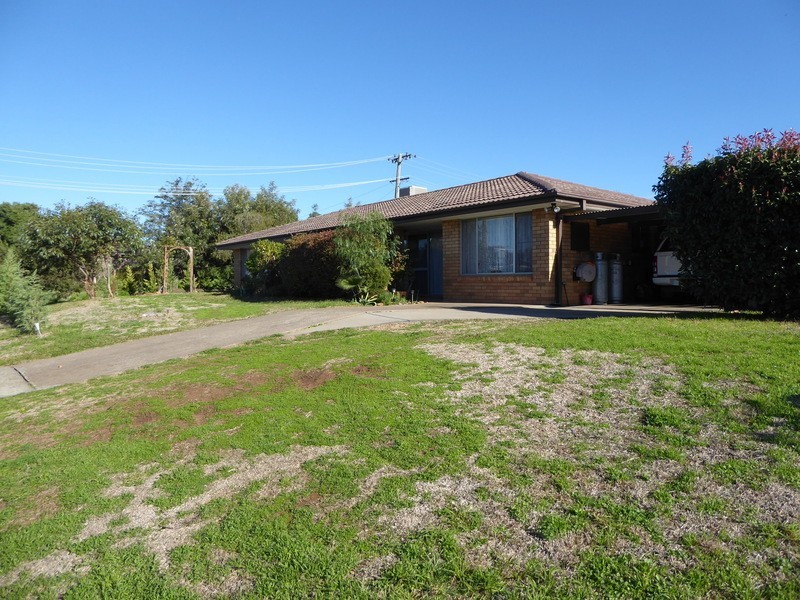 1 Gordon Street, Calala NSW 2340