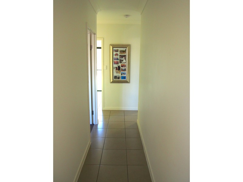 10 Paperbark Place, Emerald QLD 4720