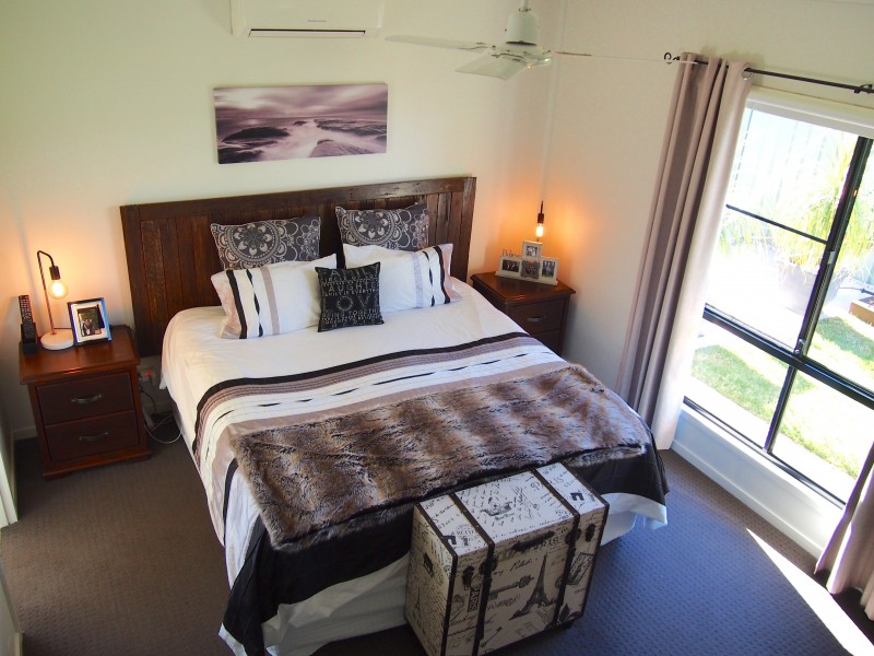 10 Paperbark Place, Emerald QLD 4720