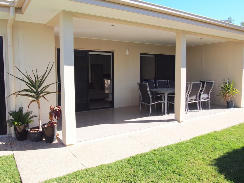 10 Paperbark Place, Emerald QLD 4720
