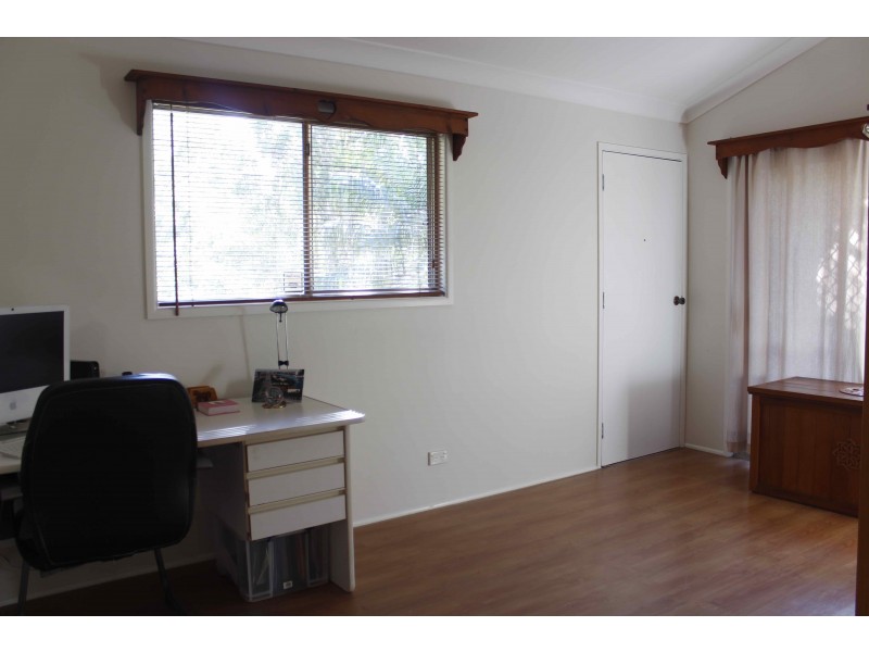 46 Yathong Court, Arana Hills QLD 4054