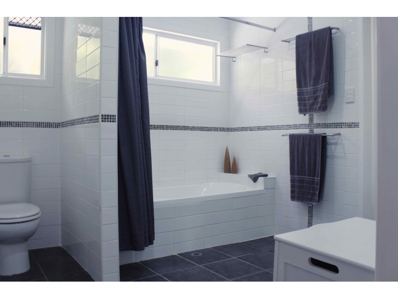 46 Yathong Court, Arana Hills QLD 4054