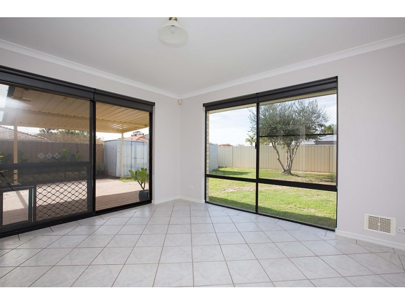 14 Foreman Drive, Usher WA 6230