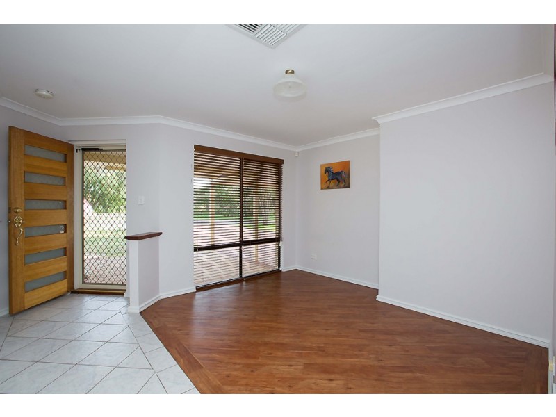 14 Foreman Drive, Usher WA 6230