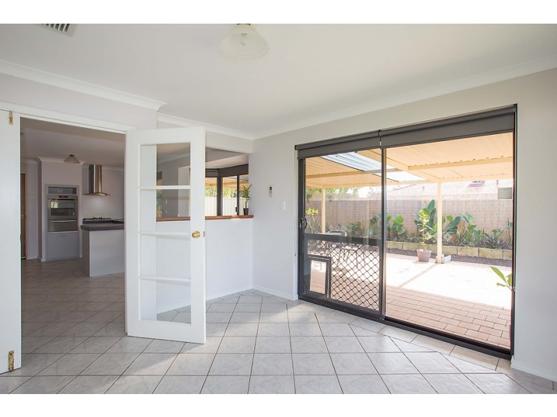 14 Foreman Drive, Usher WA 6230