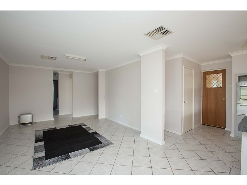 14 Foreman Drive, Usher WA 6230