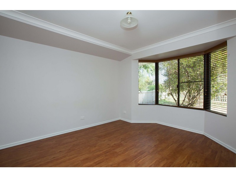 14 Foreman Drive, Usher WA 6230