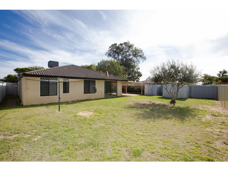 14 Foreman Drive, Usher WA 6230