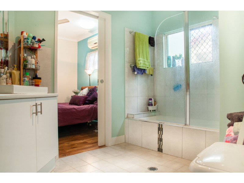 6 Wright Close, Edmonton QLD 4869