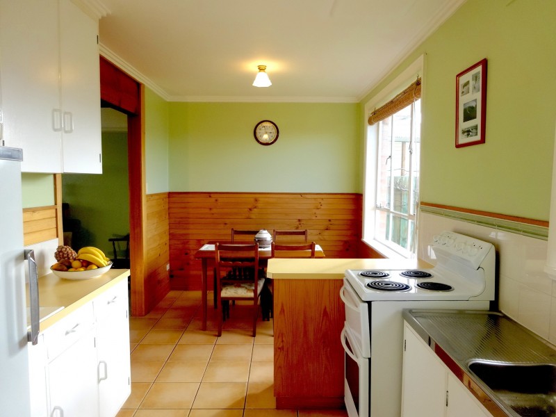 17 Waniora Street, Devonport TAS 7310