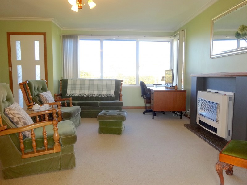 17 Waniora Street, Devonport TAS 7310