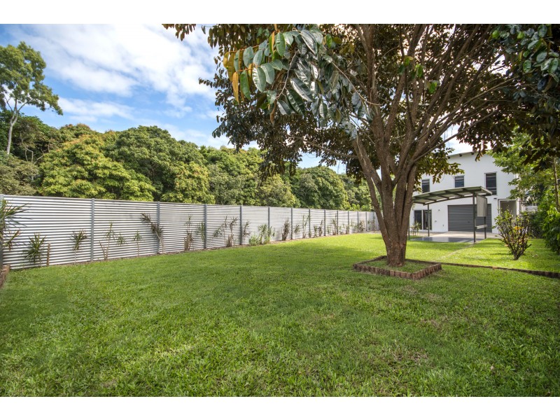 11 Gelling Street, Cairns QLD 4870