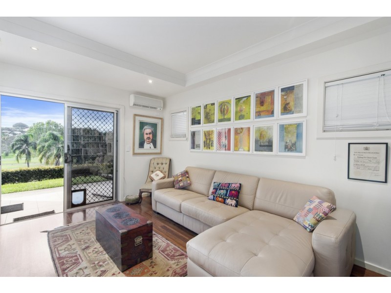 1/243 Darlington Drive, Banora Point NSW 2486