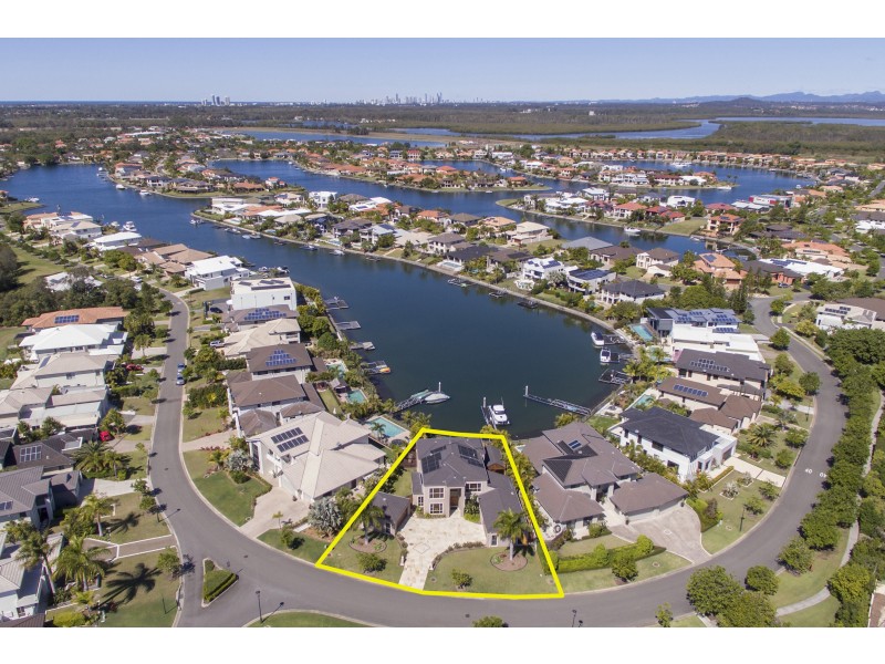 50 Calmwater Crescent, Helensvale QLD 4212