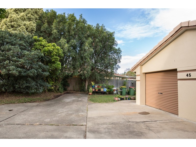 1 & 2/45 Cambridge Street, Silkstone QLD 4304