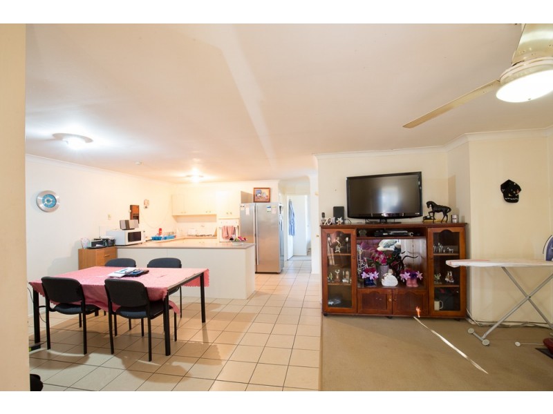 1 & 2/45 Cambridge Street, Silkstone QLD 4304