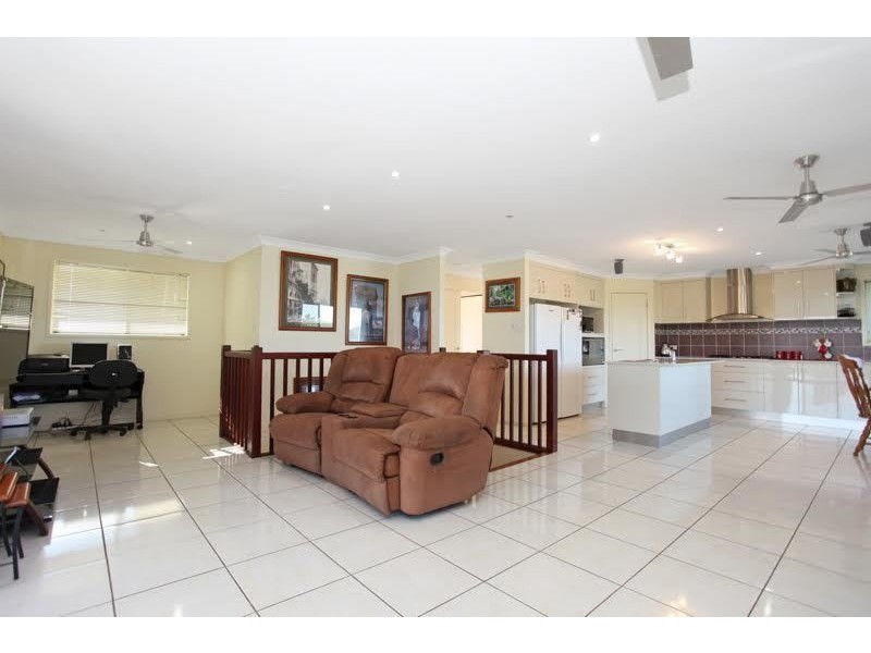 11 Polly Crescent, Richmond QLD 4740