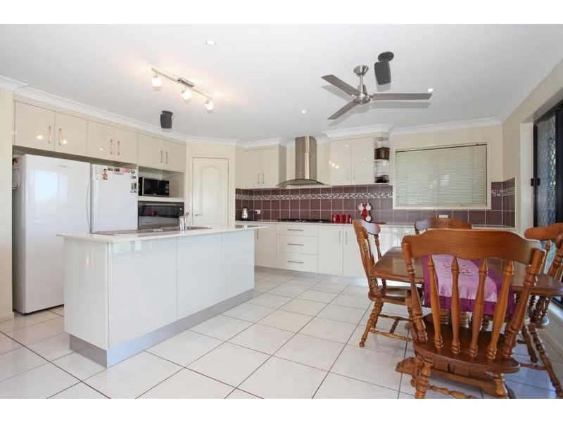 11 Polly Crescent, Richmond QLD 4740