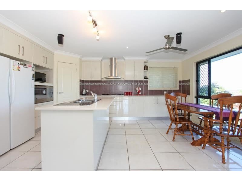 11 Polly Crescent, Richmond QLD 4740