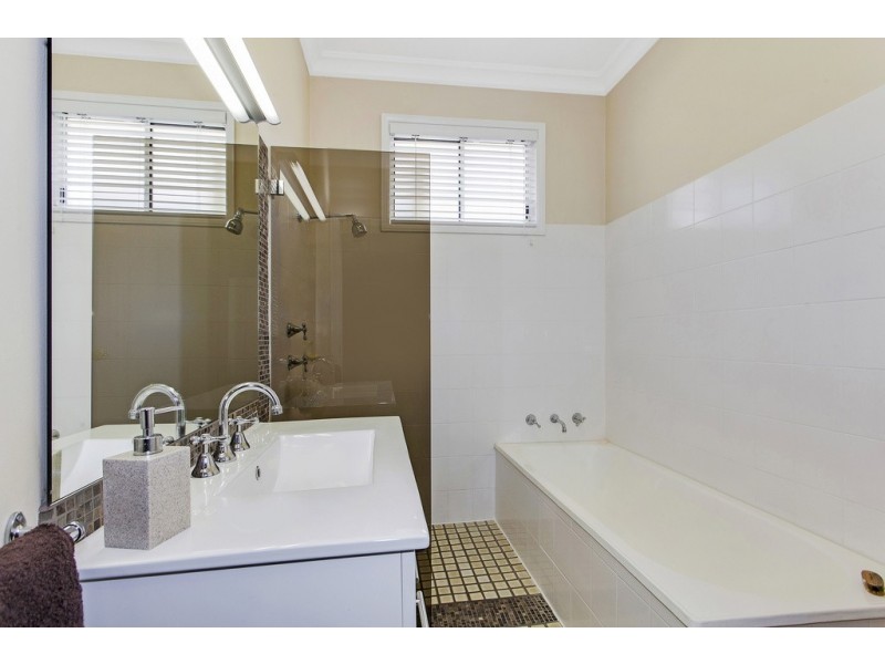 92 Wyee Rd, Wyee NSW 2259