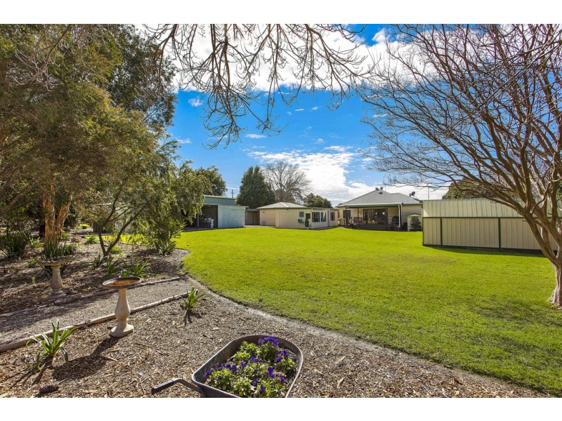 92 Wyee Rd, Wyee NSW 2259