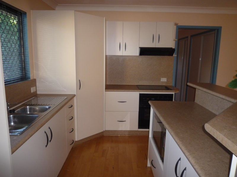 32 Howard Street, Runaway Bay QLD 4216