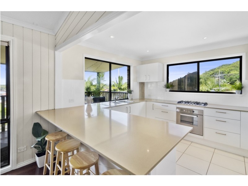 17 Mariners Crescent, Banora Point NSW 2486