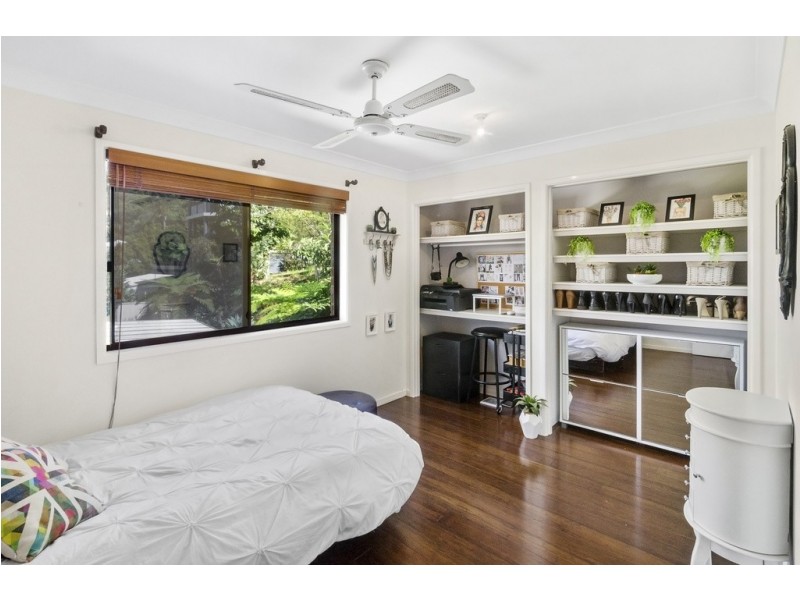 17 Mariners Crescent, Banora Point NSW 2486