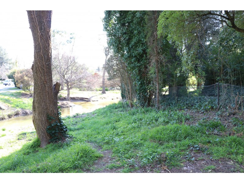 49 Holly Street, Bowral NSW 2576