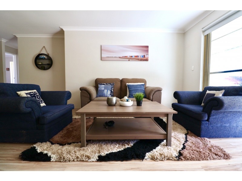 7 Begonia Close, Yangebup WA 6164