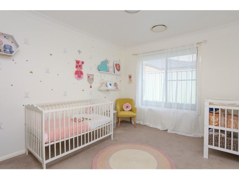 11 Lakeside Circuit, Dubbo NSW 2830