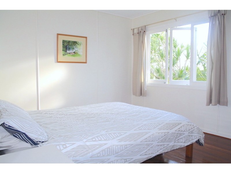 119 Jerrang Street, Indooroopilly QLD 4068