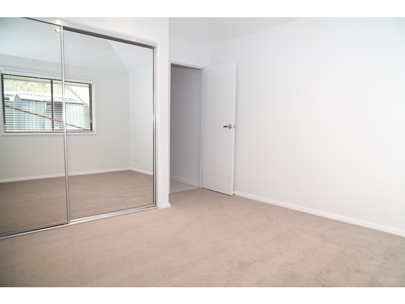 8  PATRICK STREET, Bateau Bay NSW 2261