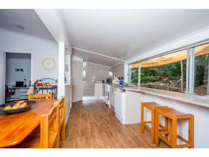 26 Crown Rd, Gympie QLD 4570