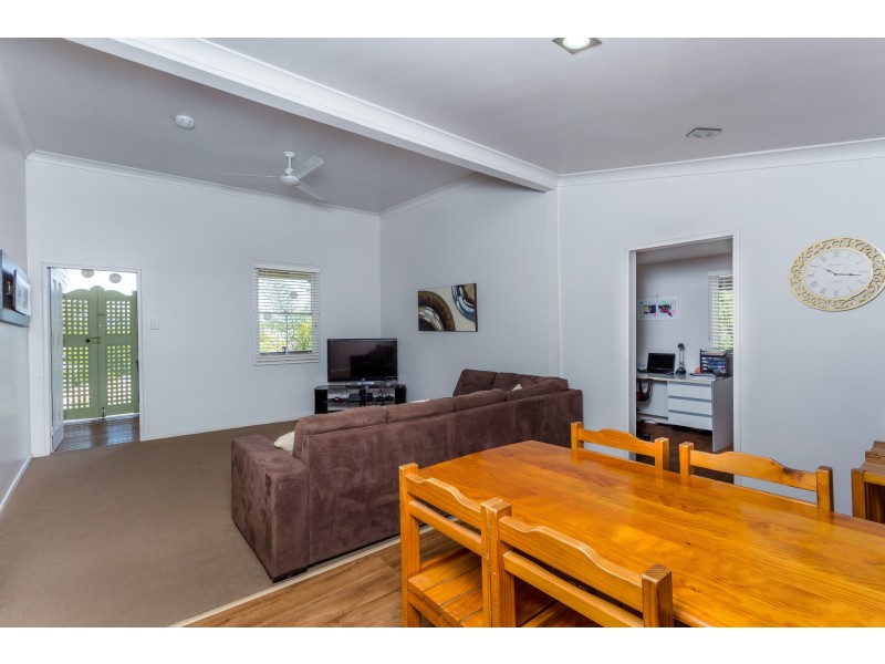 26 Crown Rd, Gympie QLD 4570