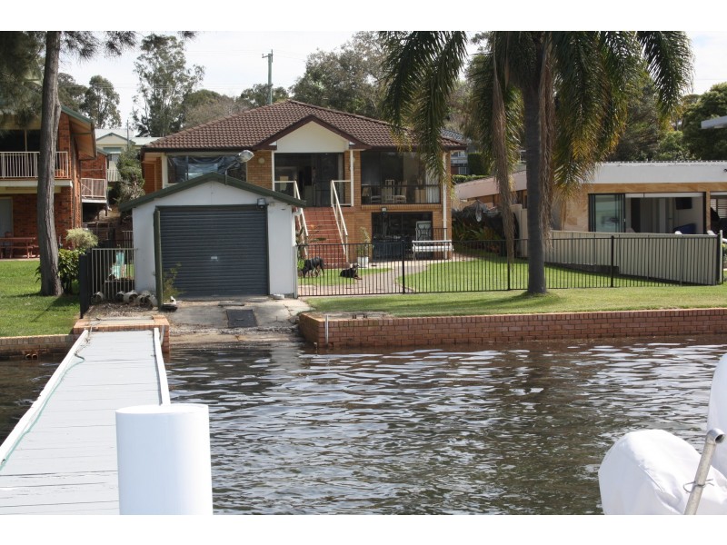 65 Dandaraga Road, Brightwaters NSW 2264