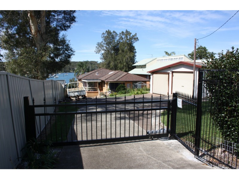 65 Dandaraga Road, Brightwaters NSW 2264