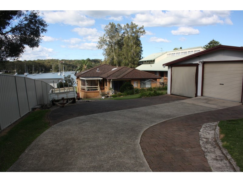 65 Dandaraga Road, Brightwaters NSW 2264