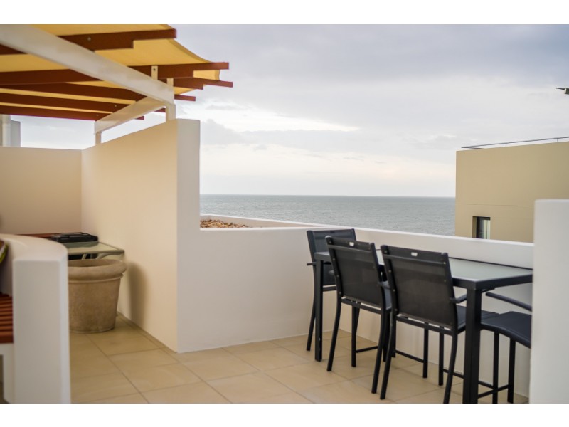 4/46 Prince Edward Parade, Redcliffe QLD 4020