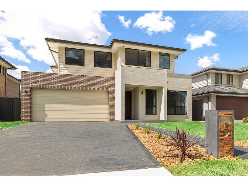 9 Rocklea Way, Ropes Crossing NSW 2760