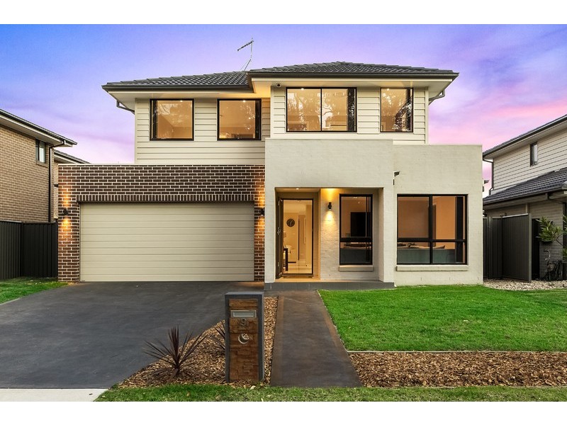 9 Rocklea Way, Ropes Crossing NSW 2760